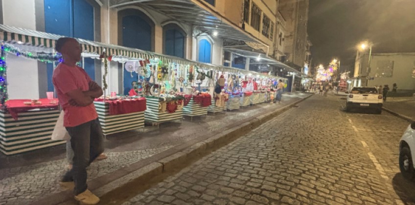 Mercado de Natal impulsiona renda e valoriza o artesanato local em Angra